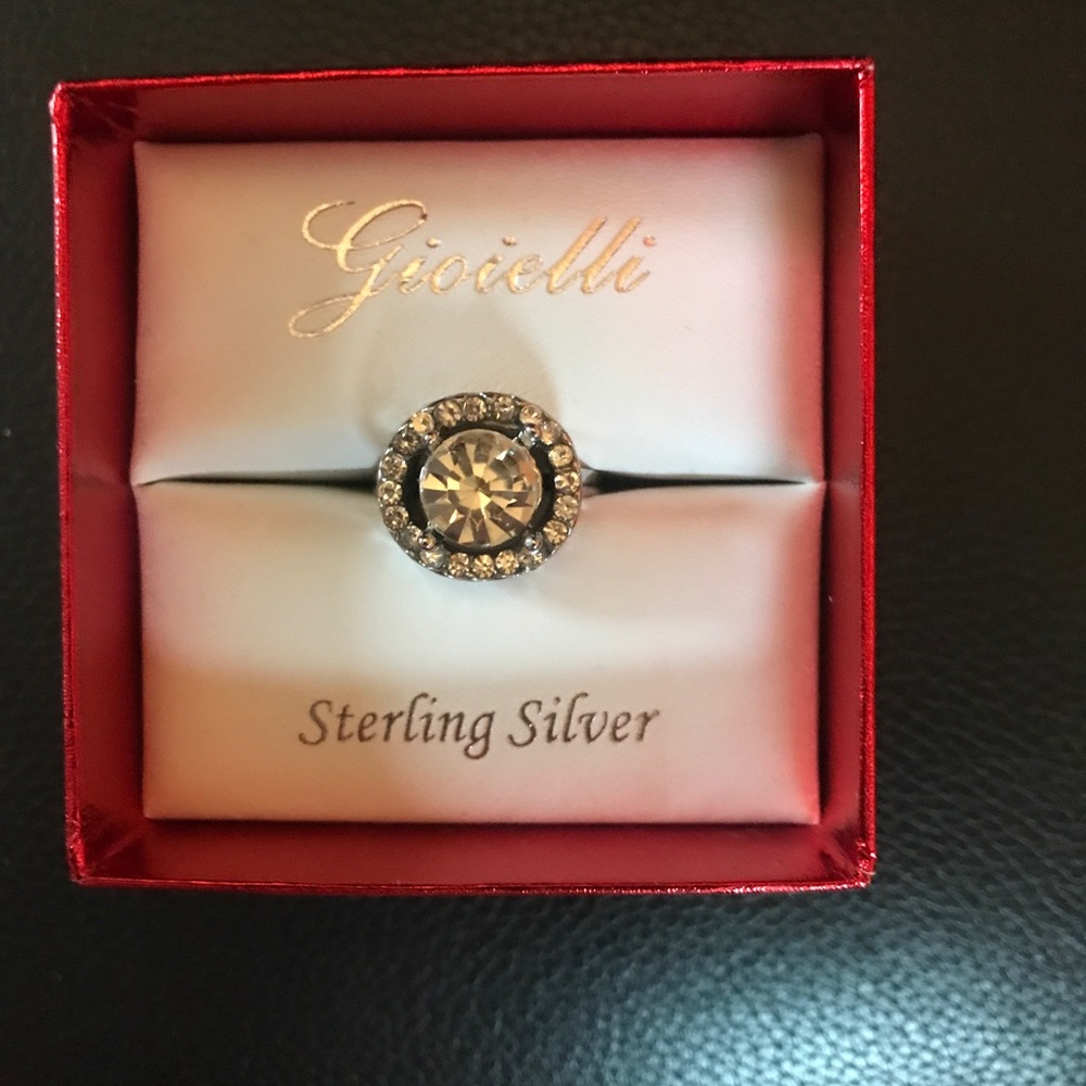 Holiday ring